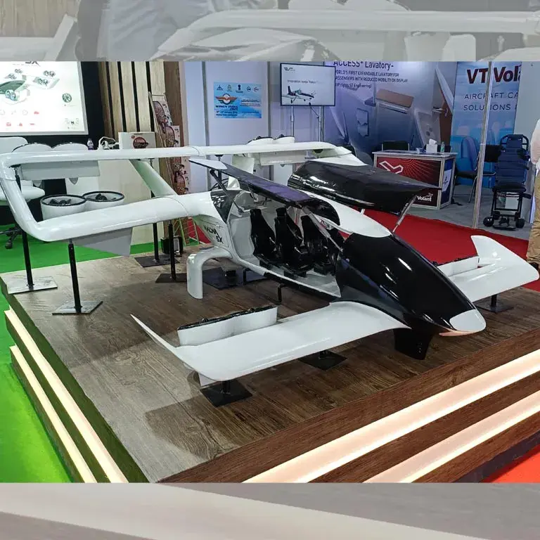 SCALE & DISPLAY MODELS